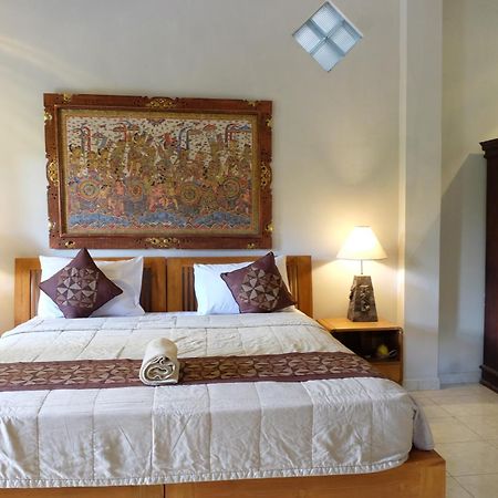Suastika Guest House Ubud Екстериор снимка