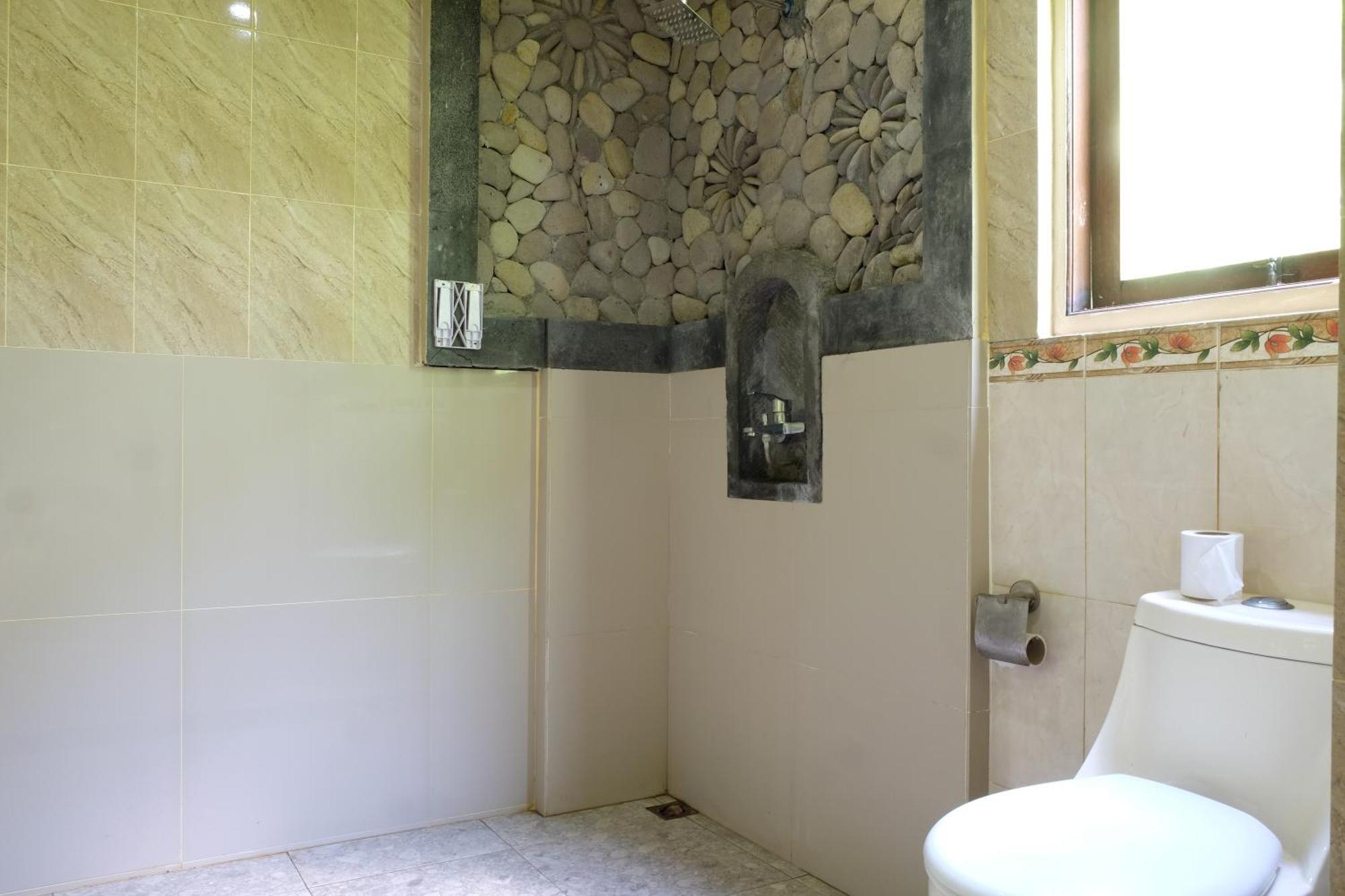 Suastika Guest House Ubud Екстериор снимка