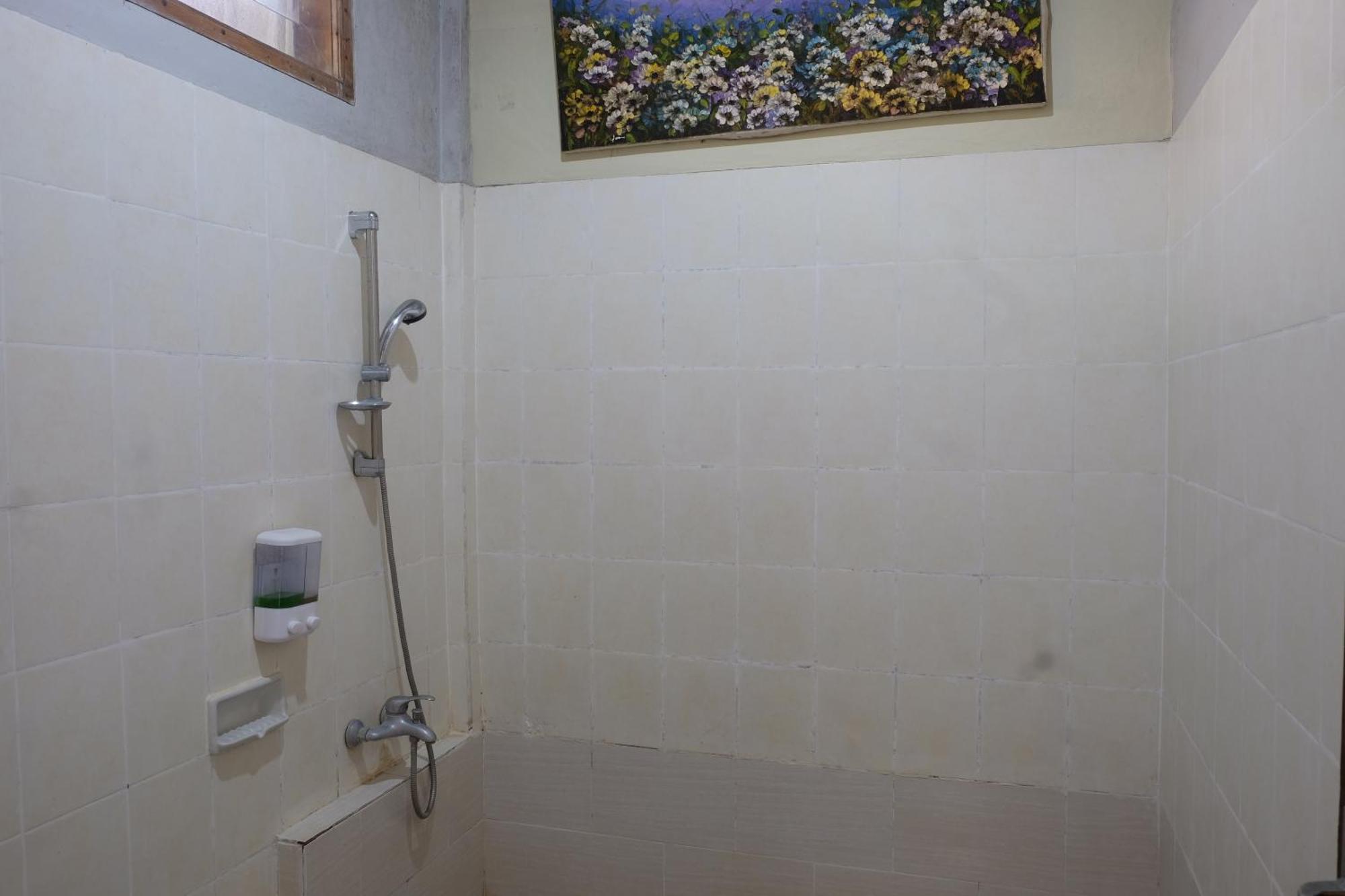 Suastika Guest House Ubud Екстериор снимка