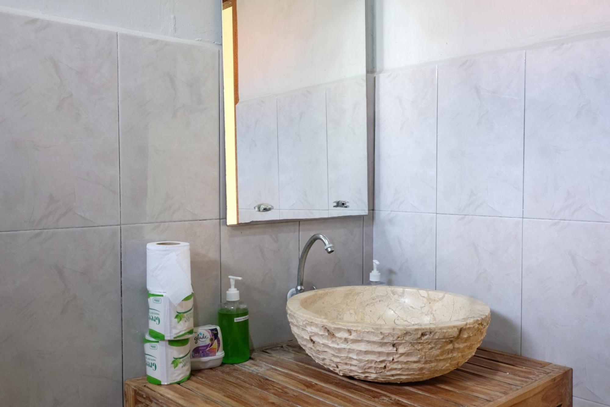 Suastika Guest House Ubud Екстериор снимка